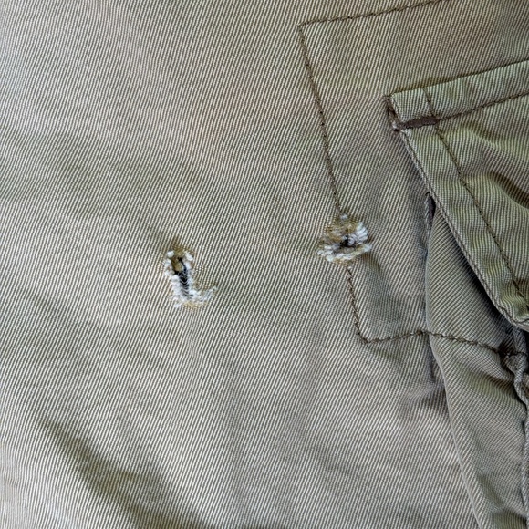 VINTAGE ABERCROMBIE & FITCH MEN'S PARATROOPS SHORTS - Size Medium (32 waist) - Picture 11 of 12